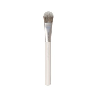 BETER BROCHA MAQUILLAJE FLUIDO PELO SINTETICO Nº83